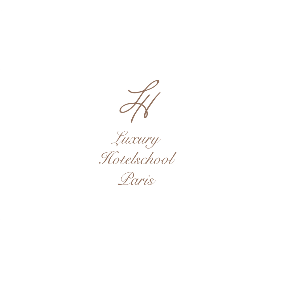 agim.amir 为豪华酒店学校设计的 Lettermark 标志